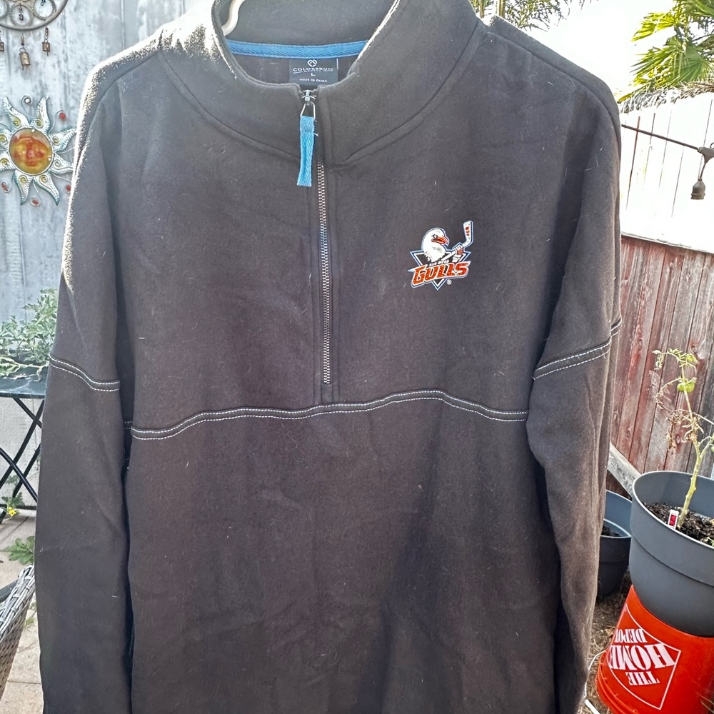 Black womans pullover with 2 slit pockets San Diego Gulls Hockey Sz L